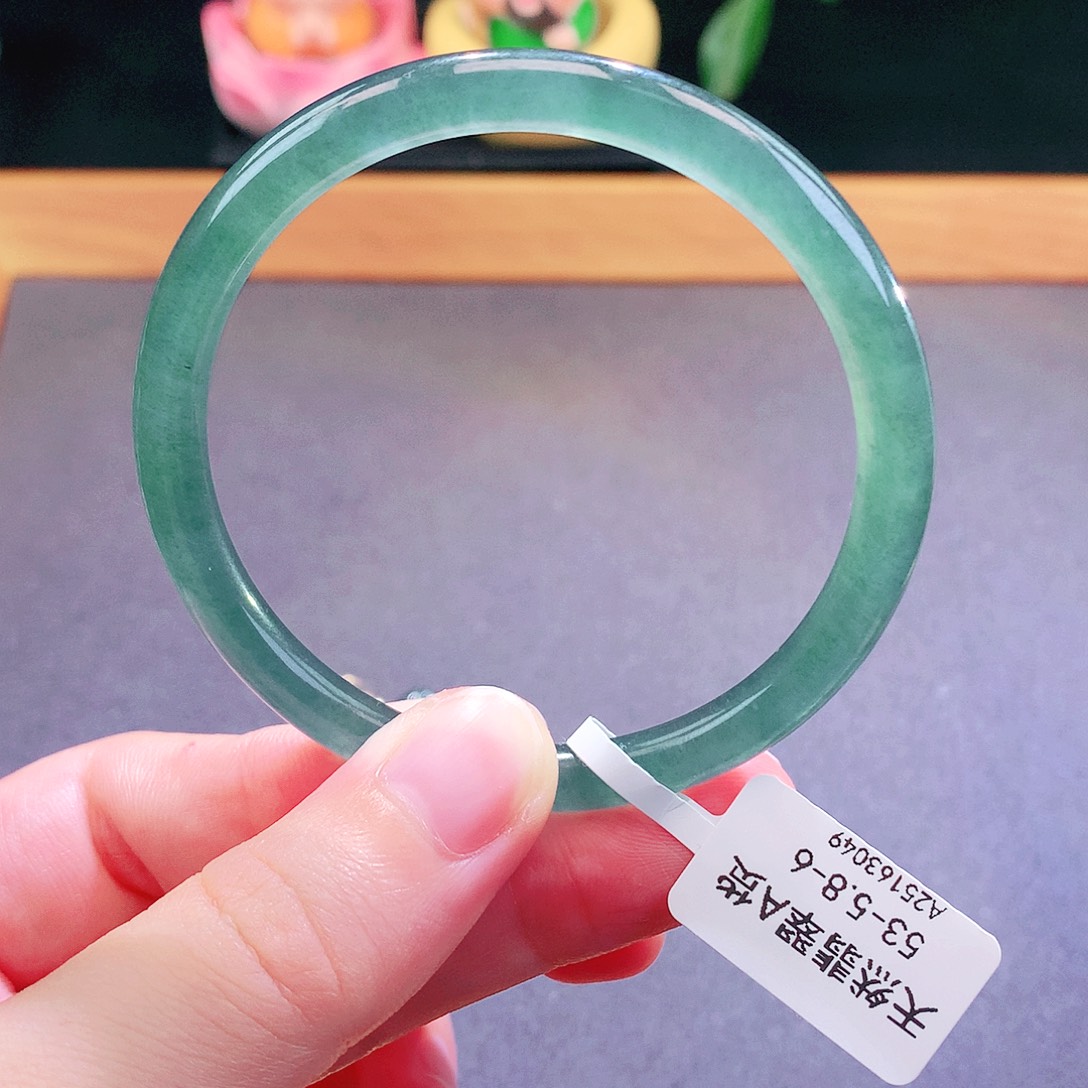 翡翠未镶嵌手镯天然翡翠