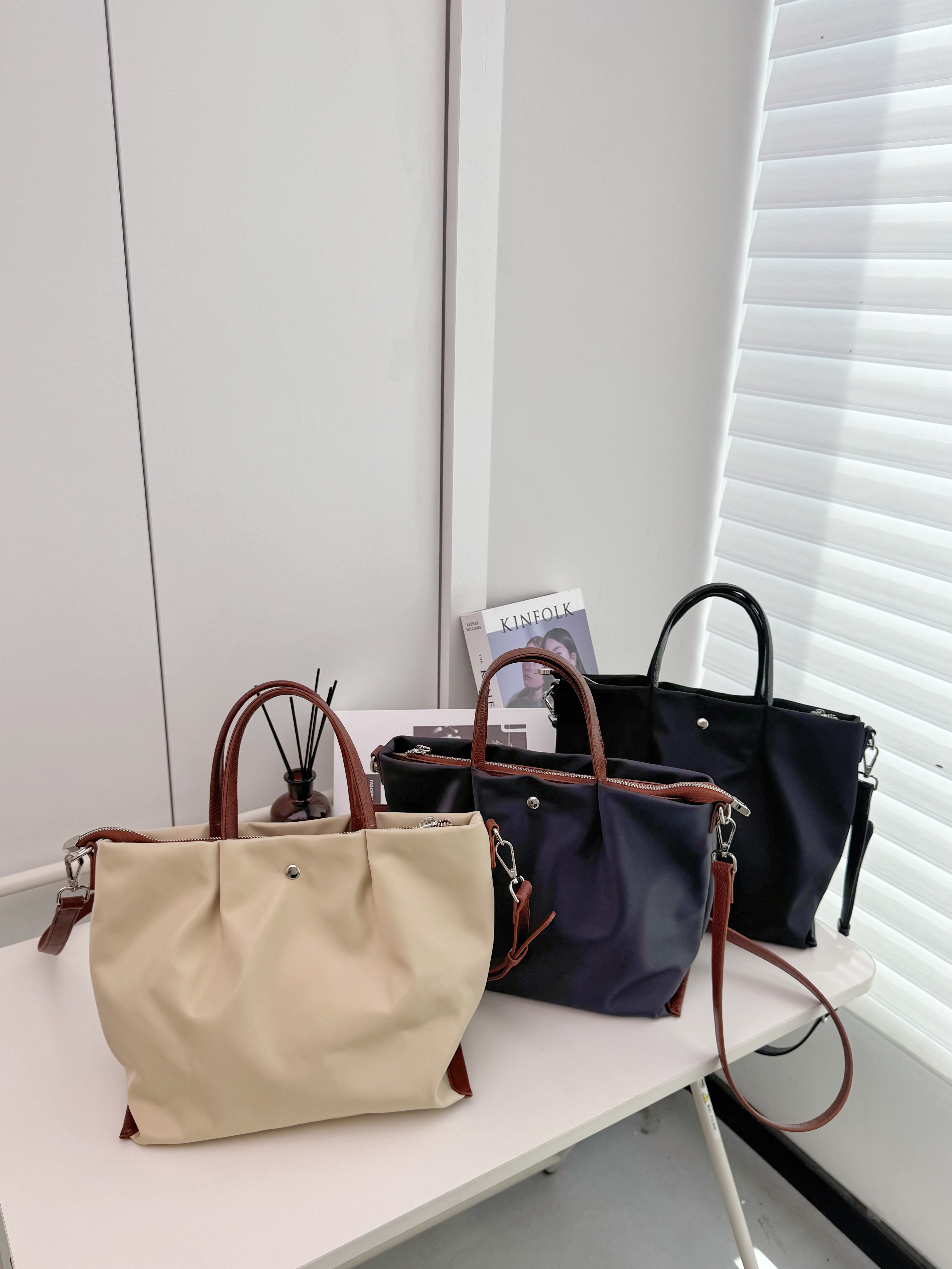 Tz.【定制日式离家出走包中号】尼龙褶皱设计轻便通勤手提包妈咪包