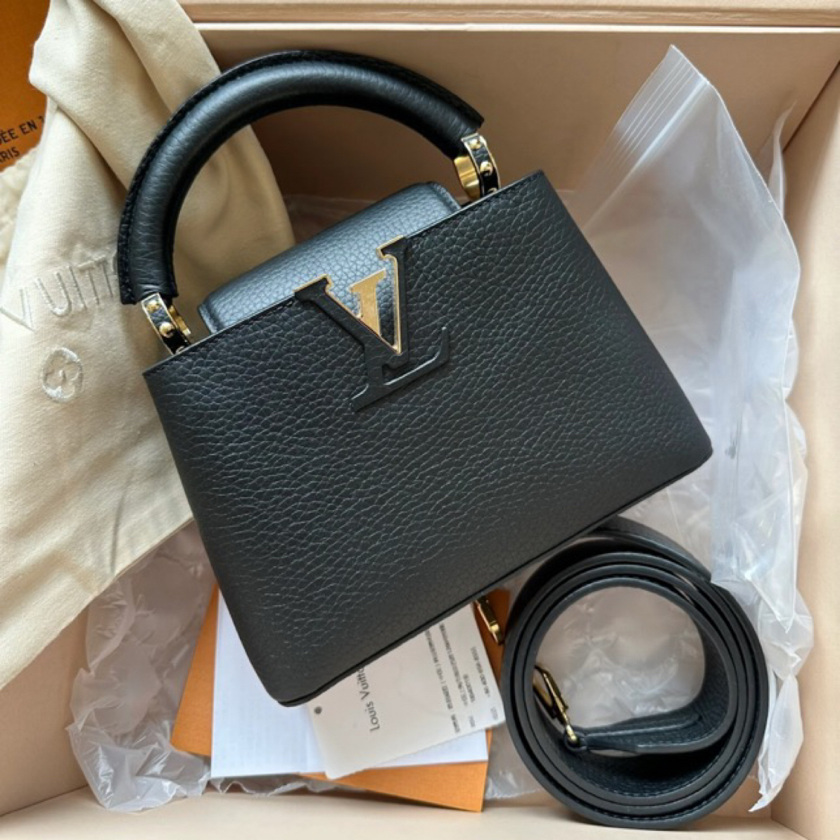 99新 LouisVuitton/路易威登 黑金mini cap手提包20cm 18107140