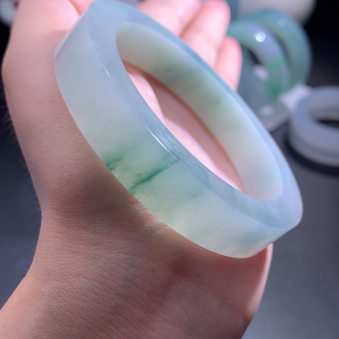 未镶嵌翡翠定制翡翠果冻飘花