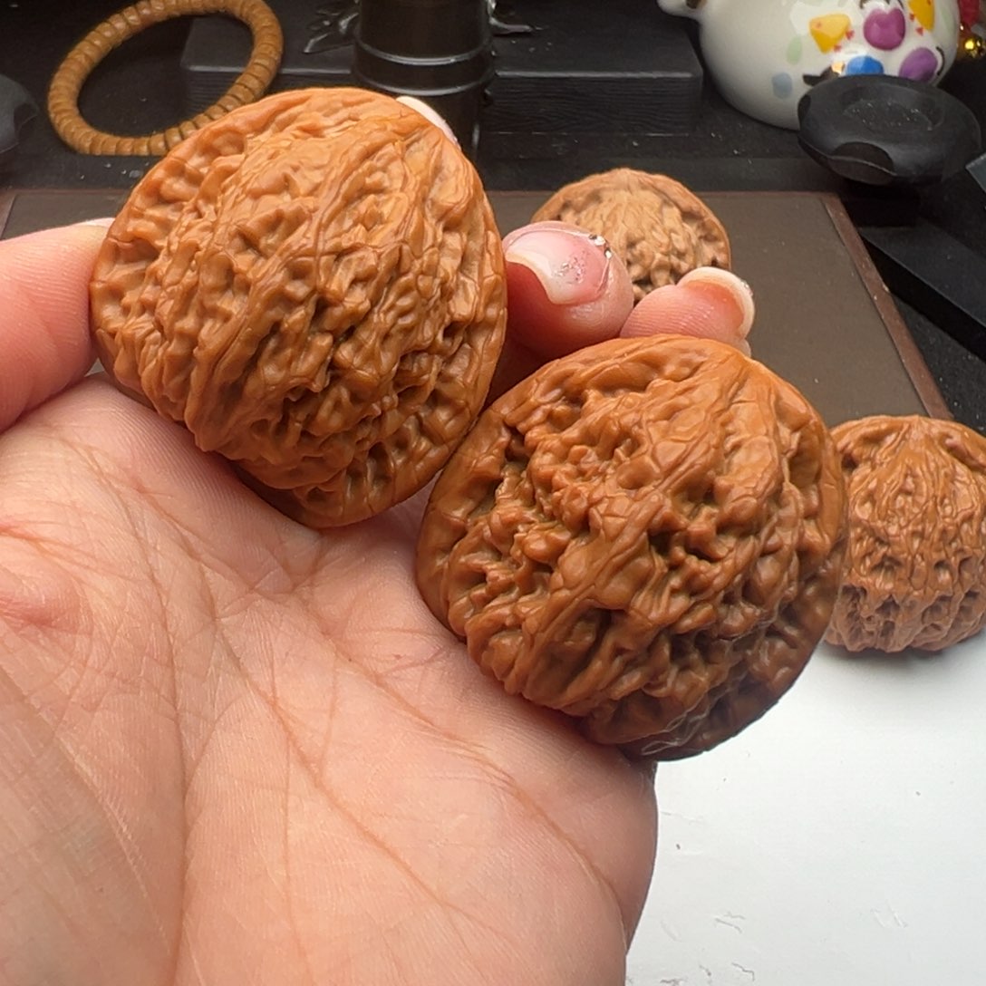 文玩核桃把件虎头王40