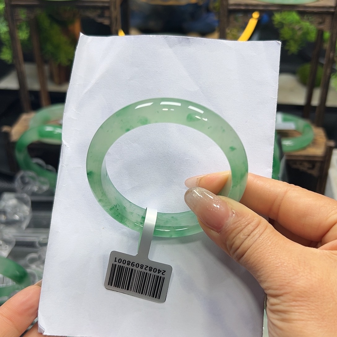 石英质玉手镯未镶嵌用****4淼淼