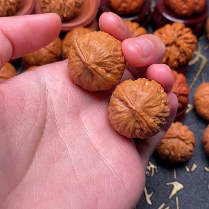 吊坠文玩核桃瓷娃娃