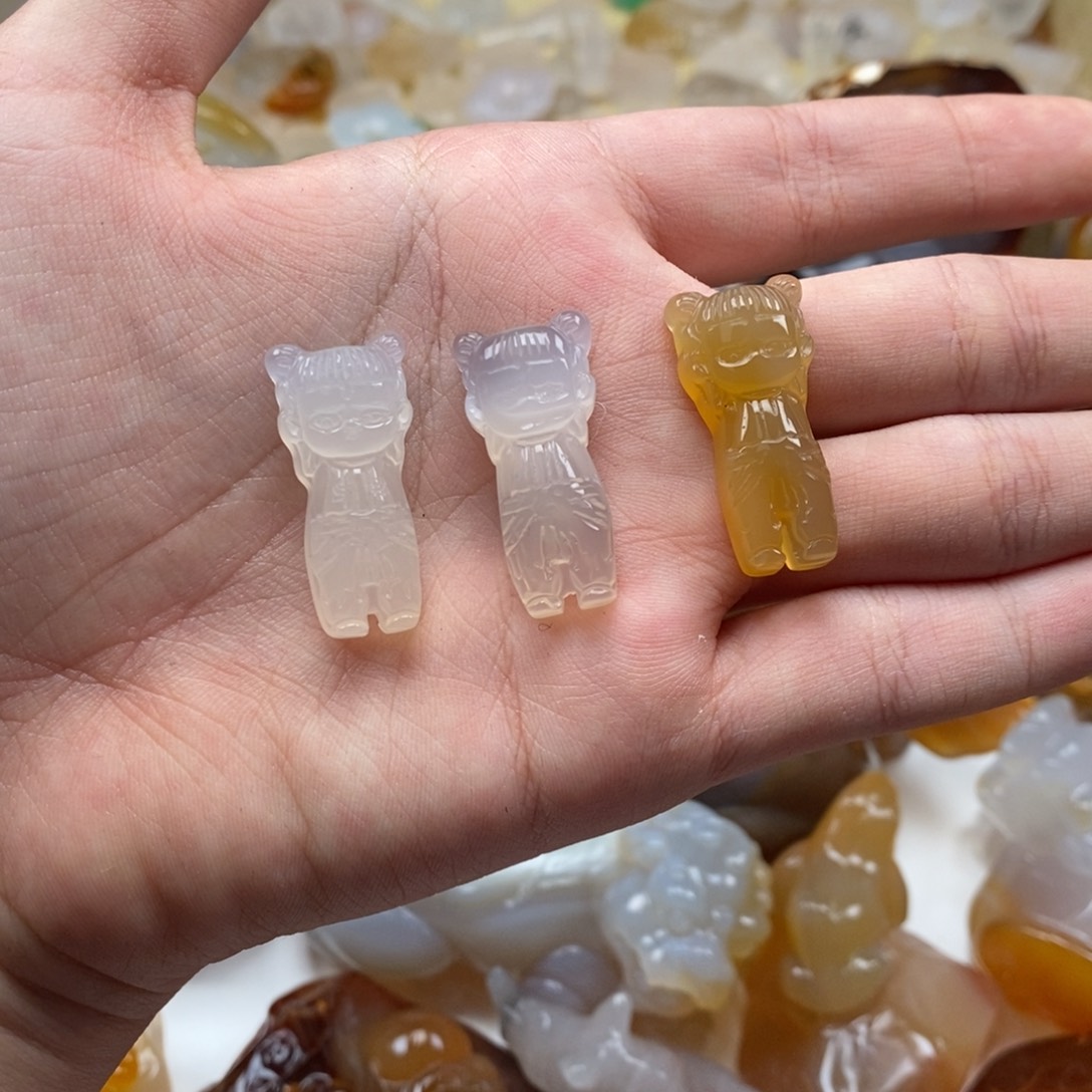 玛瑙/玉髓未镶嵌颈饰多样性发其一