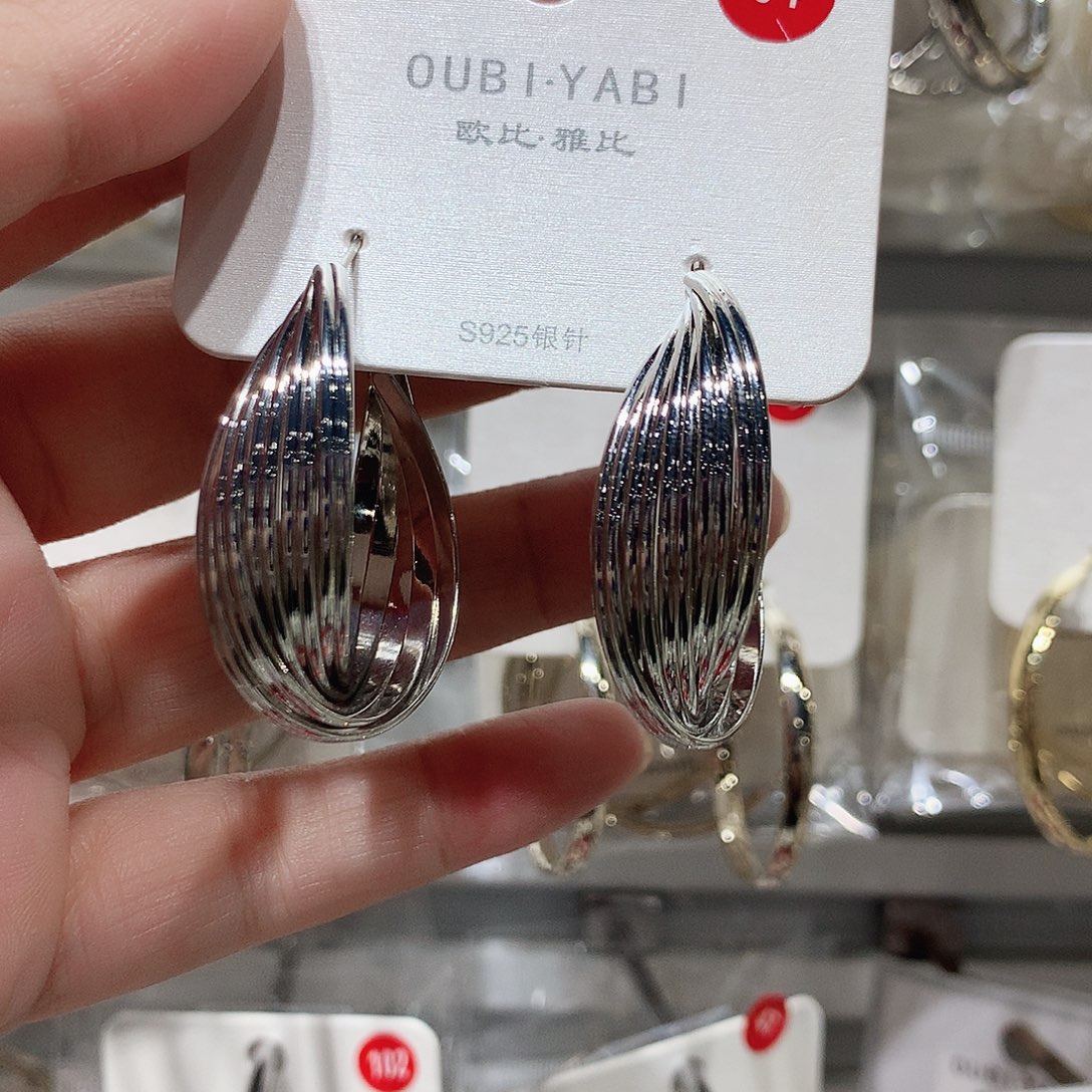 铜合金合金银色名模款