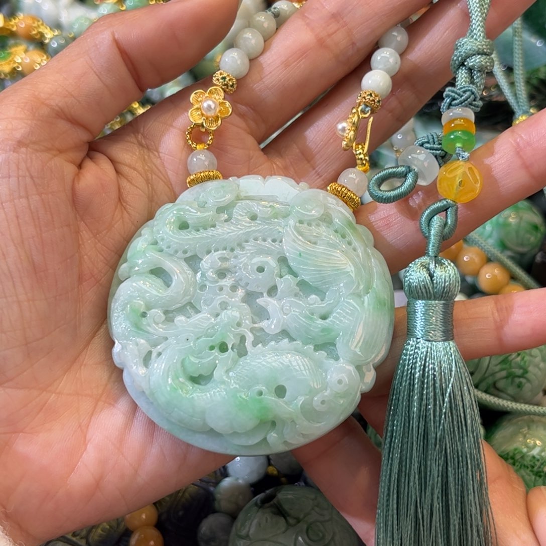 翡翠颈饰未镶嵌待编款