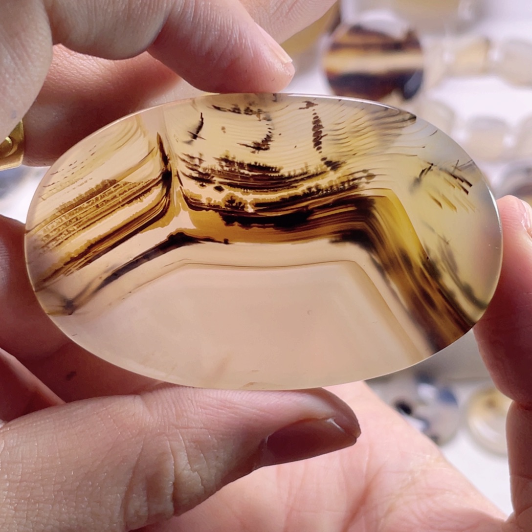 玛瑙/玉髓未镶嵌珠宝奇石