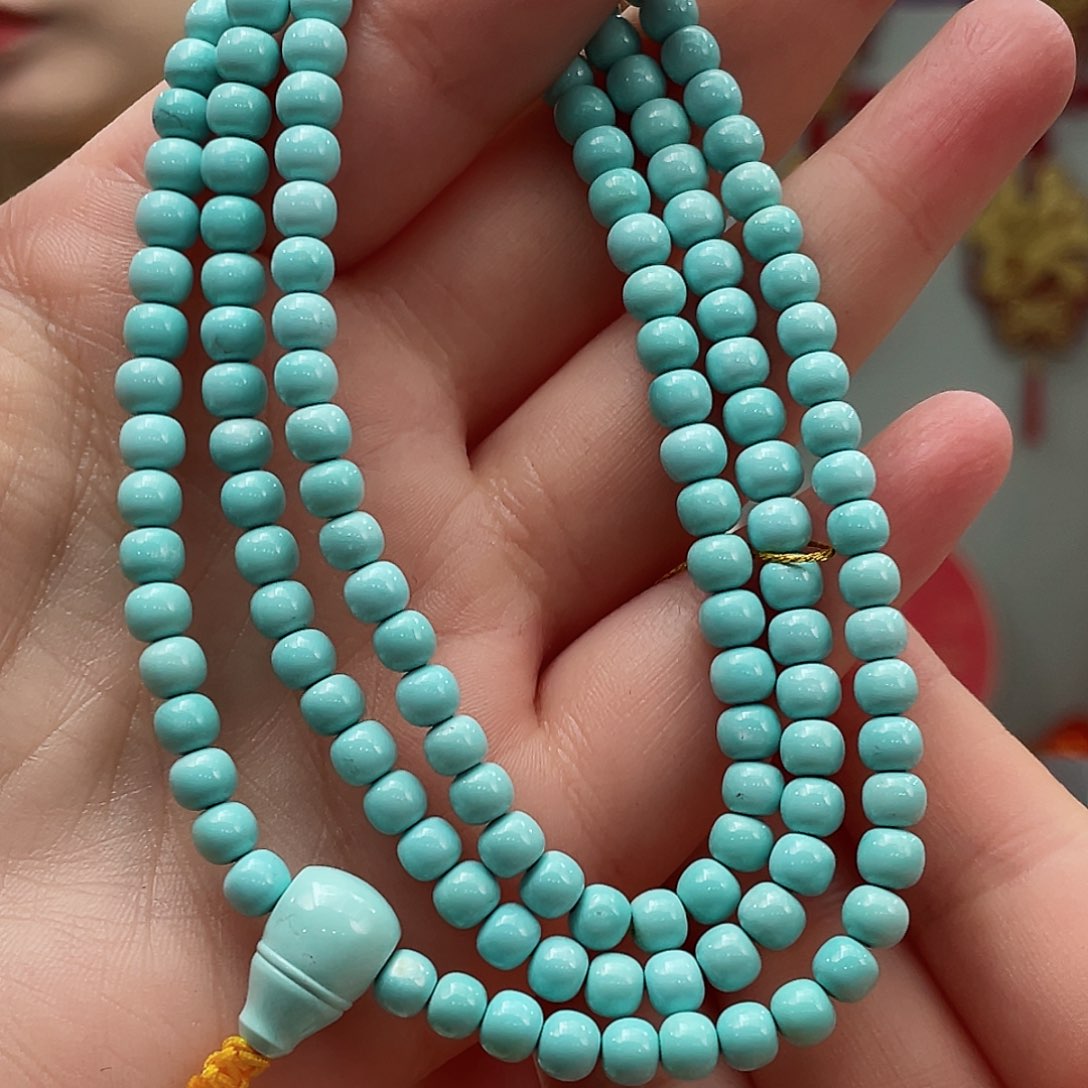 绿松石颈饰未镶嵌