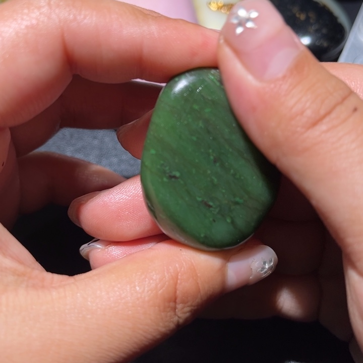 和田玉未镶嵌珠宝奇石