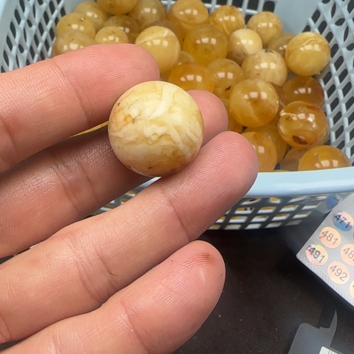 小***宝蜜蜡未镶嵌裸石462