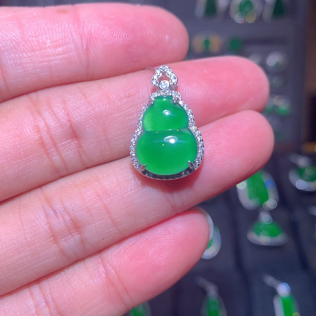 吊坠(不含链)银S925镶嵌翡翠葫芦