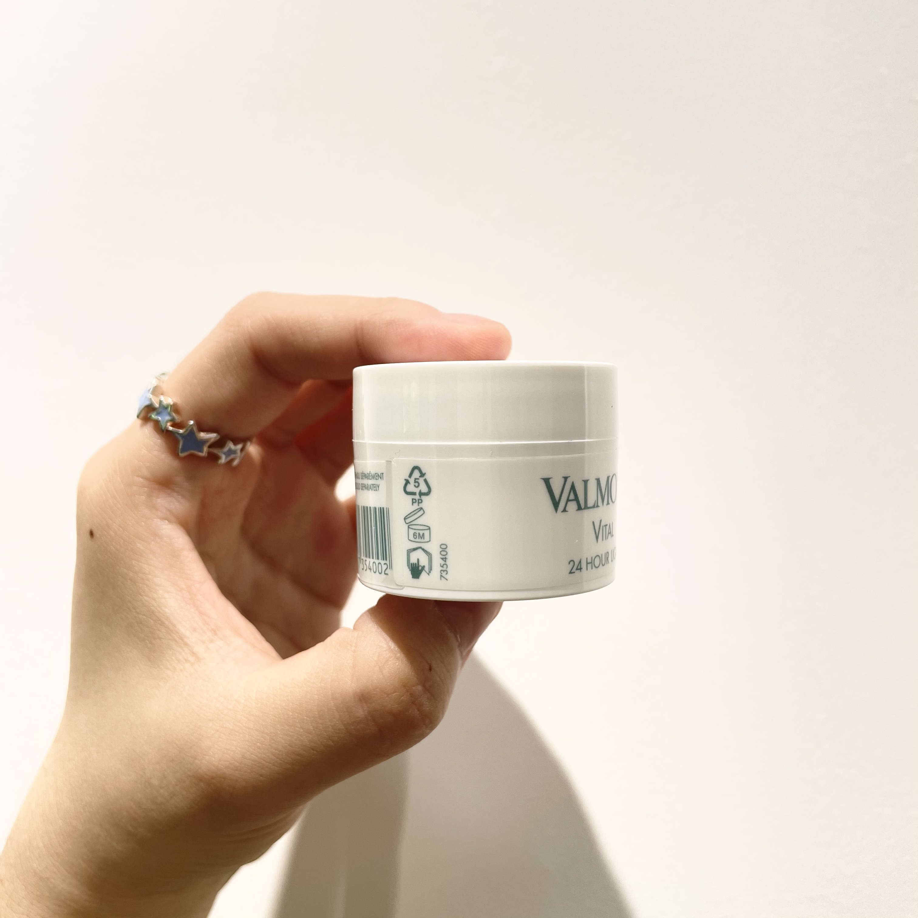 法 精华面霜24涂抹中