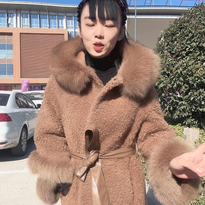 山羊毛米兜88888888888888888