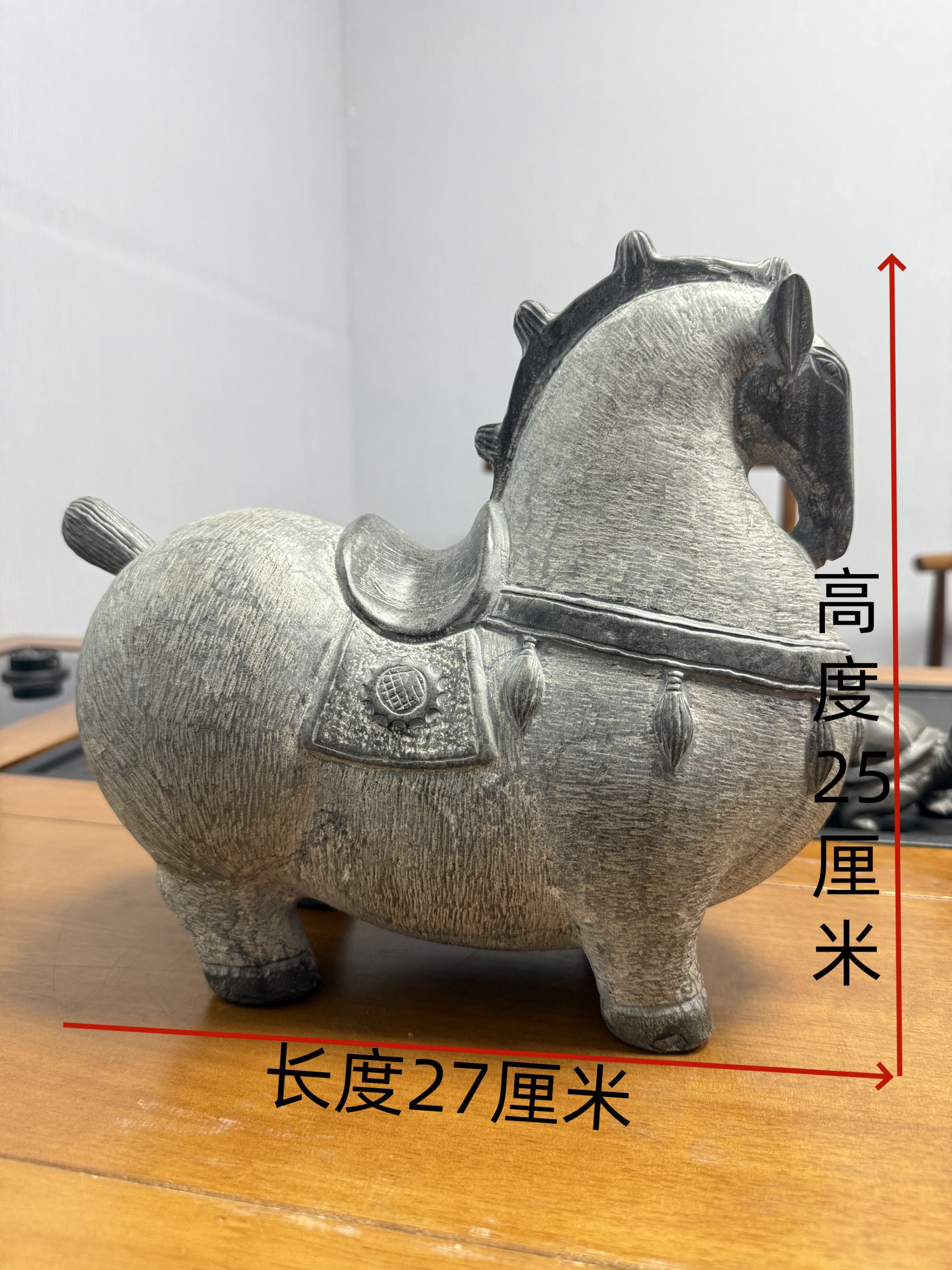 山西精美桌面摆件唐马（25厘米）