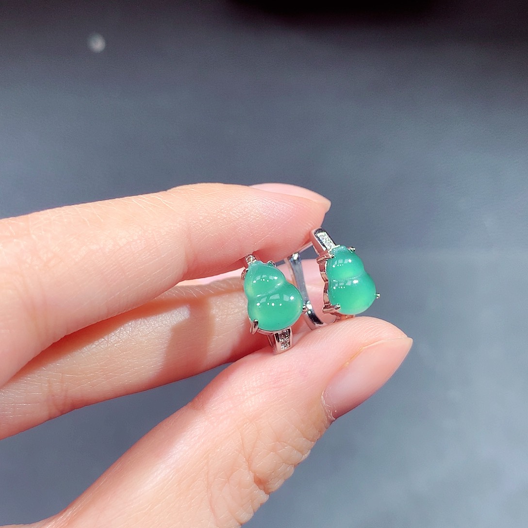 未镶嵌戒指翡翠翡翠