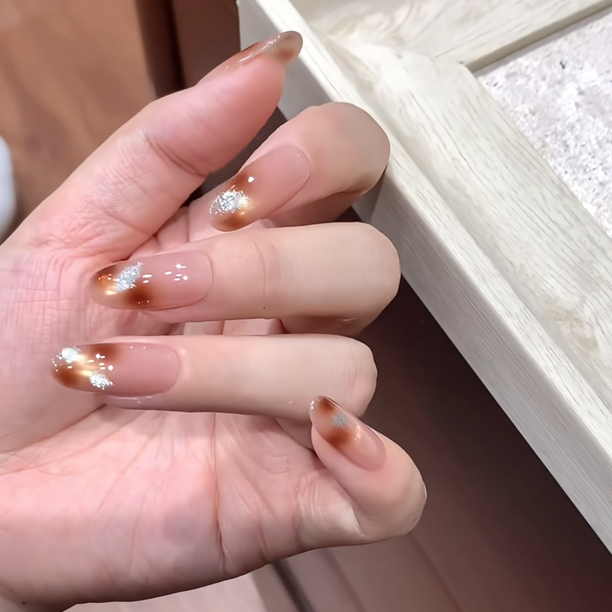 【焦糖琥珀】高级设计感系列 秋冬氛围感气质显白琥珀晕染穿戴美甲