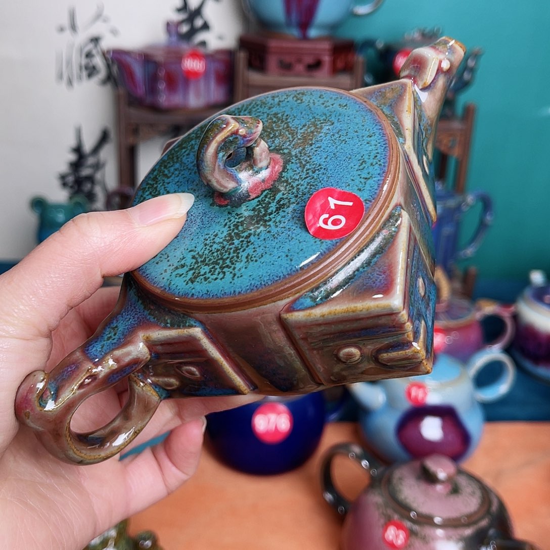 壶培钧瓷艺术作品壶
