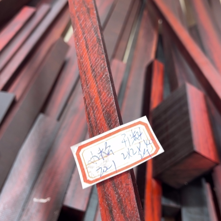 紫檀木类端景台小**?