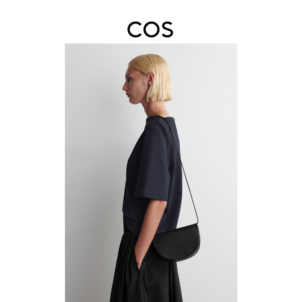 COS女士 皮革弧形斜挎马鞍包黑色2025夏季新品1283660001