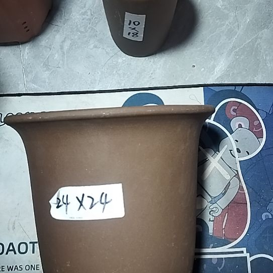 紫砂特大金钟一个