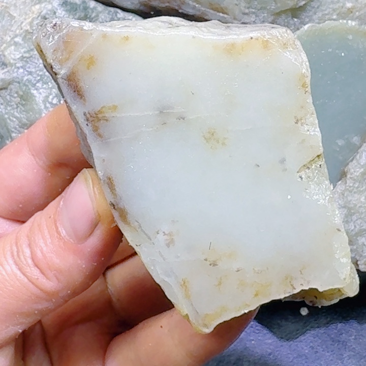 和田玉未镶嵌珠宝半成品