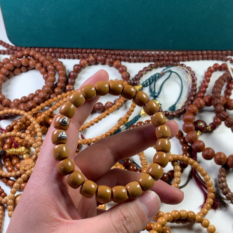 【闪购商品】猴头核桃吊坠极光。。。。。。。