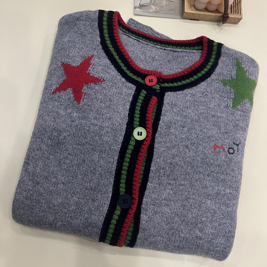 绒品 韩系刺绣星星圆领拼色开衫针织衫