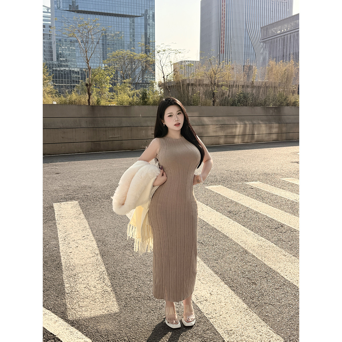 醉月衫【温柔陷阱】微胖mm大码无袖挂脖开叉长裙修身显瘦连衣裙女