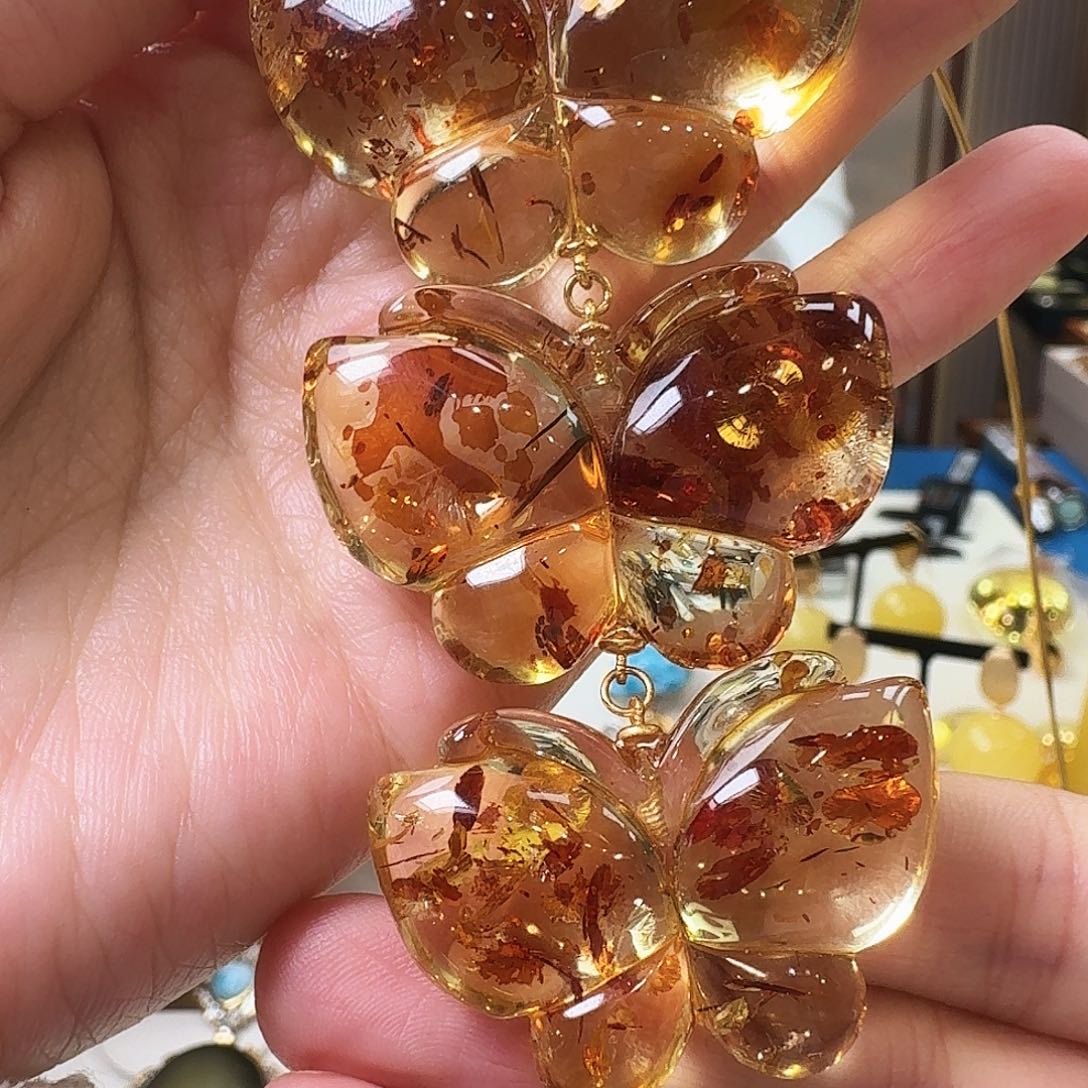 琥珀未镶嵌颈饰吊坠