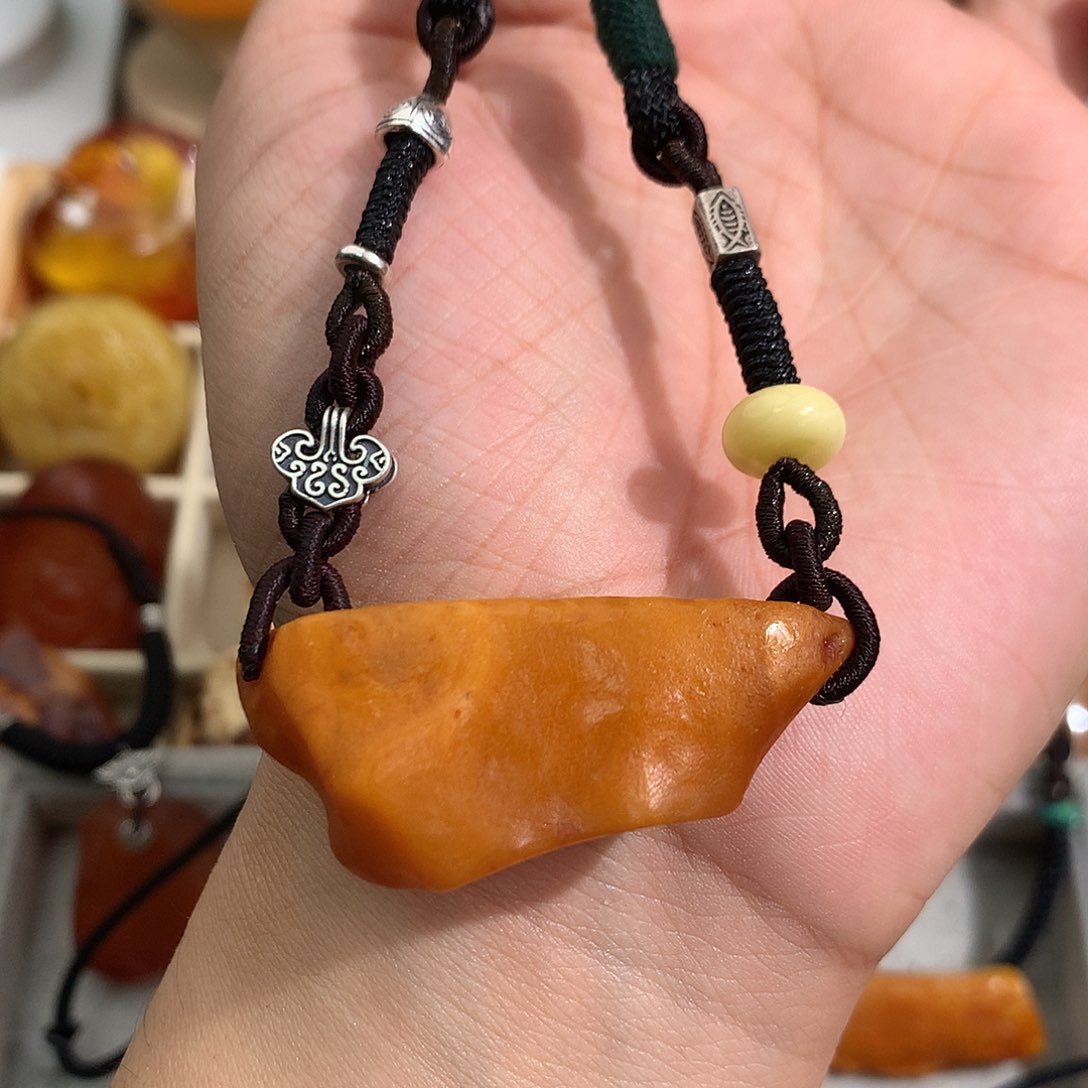 蜜蜡裸石未镶嵌你