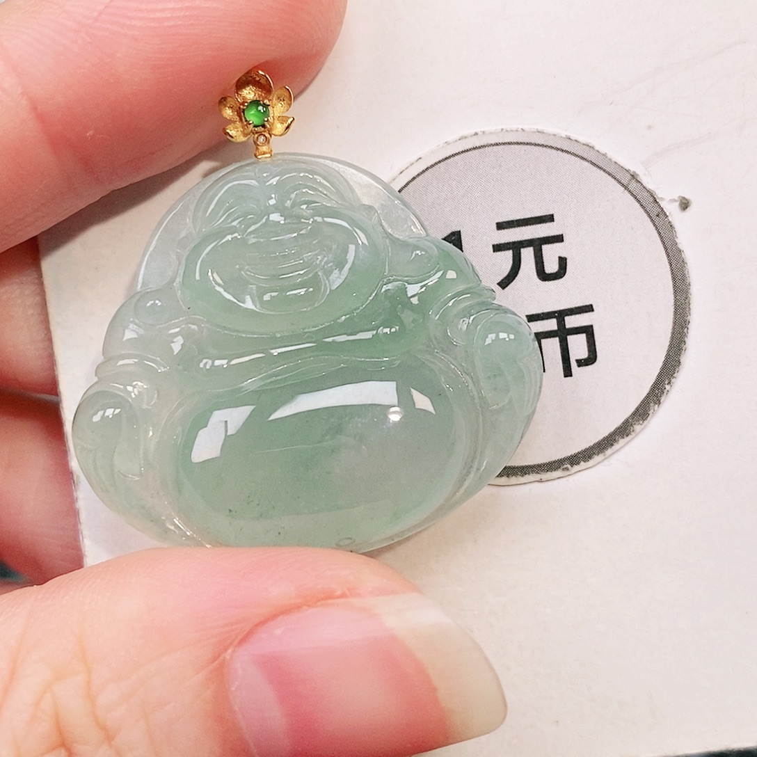 翡翠18K金镶嵌颈饰