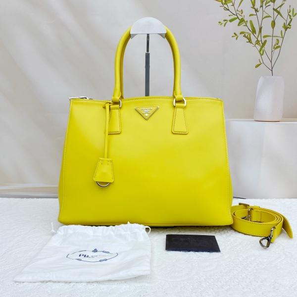 95新/普拉达/包包/市场价15800/250326CZ0039