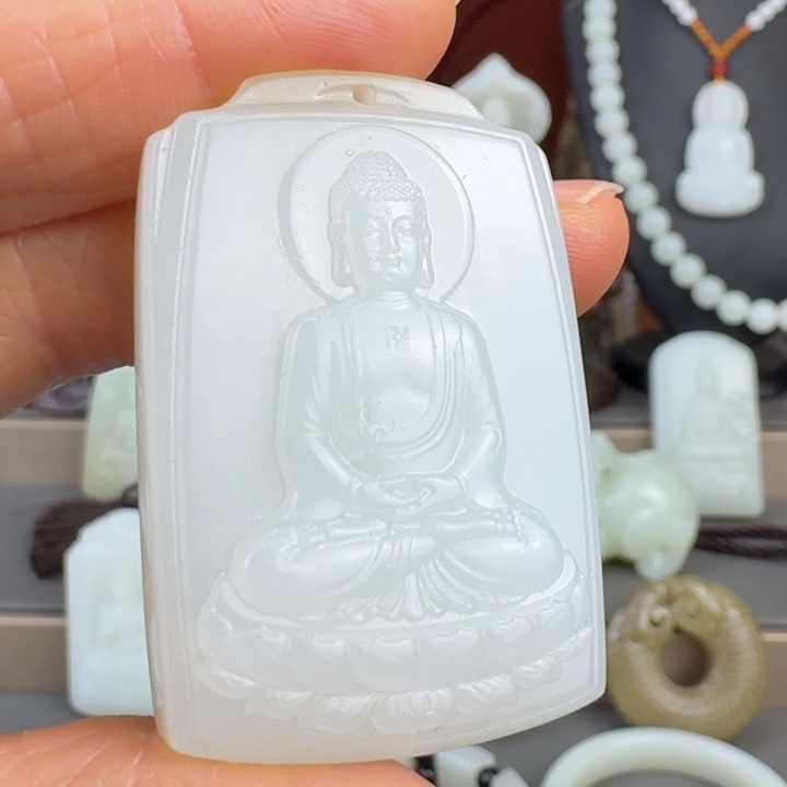 和田玉未镶嵌颈饰