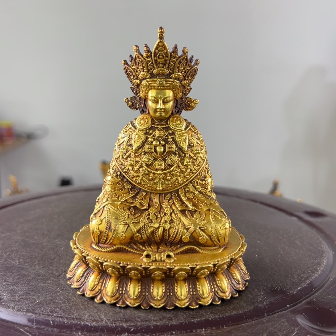 炁****方佛像的造型和造型