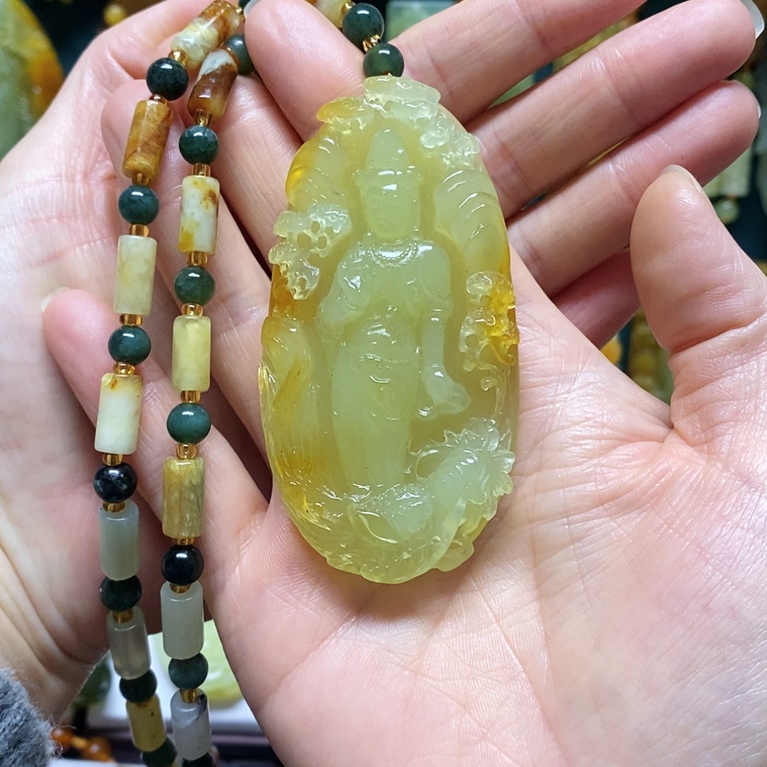 醉***臣岫玉未镶嵌吊坠(赠链)