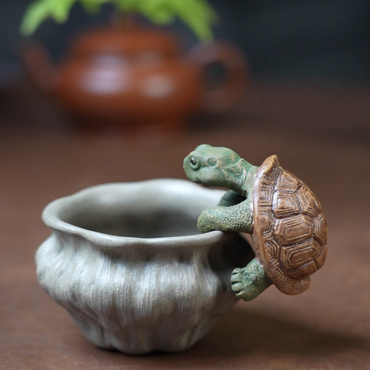 爬爬龟茶宠摆件富甲一方精品雕塑紫砂小乌龟茶宠摆件手工创意款