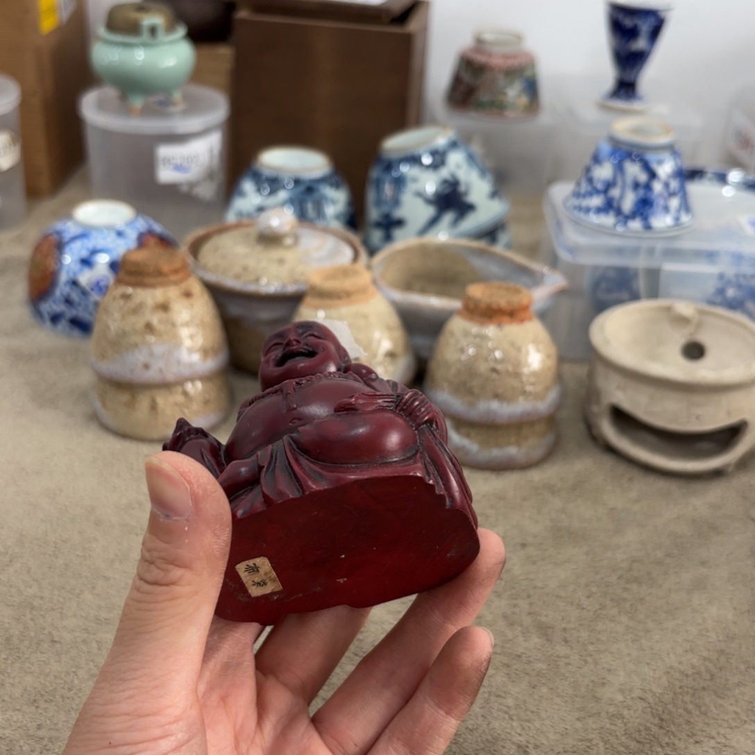 瓷片非常好看的花瓶 
