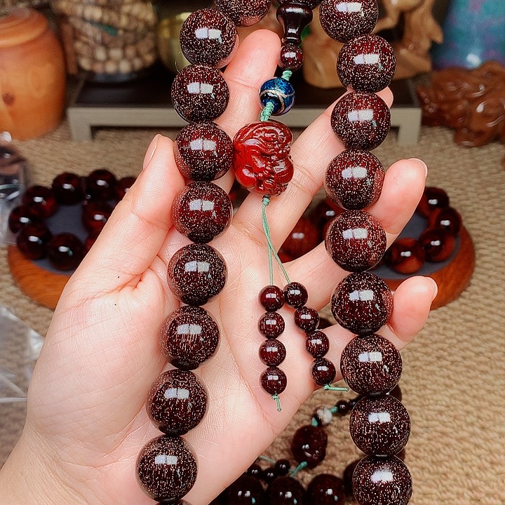 檀香紫檀（小叶紫檀）桃1.8手持