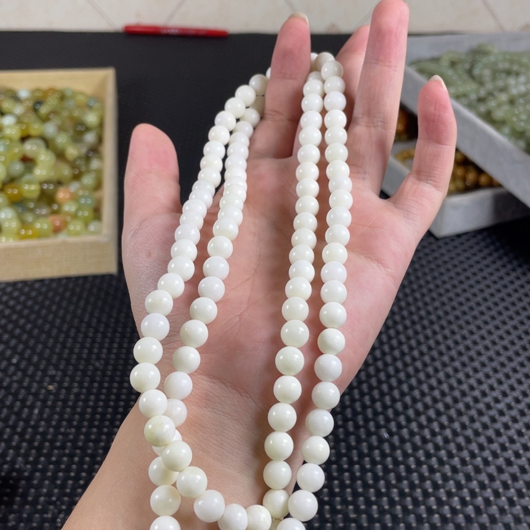 蛇纹石玉未镶嵌手链