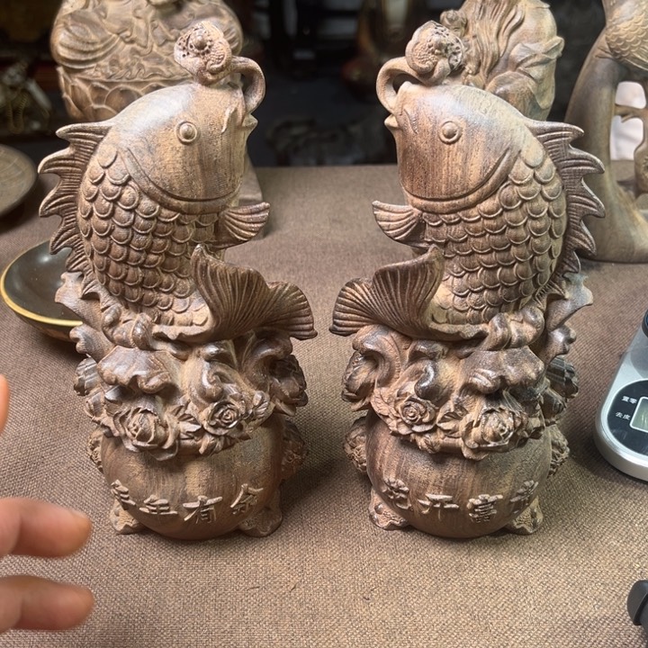 精品摆件工艺品等