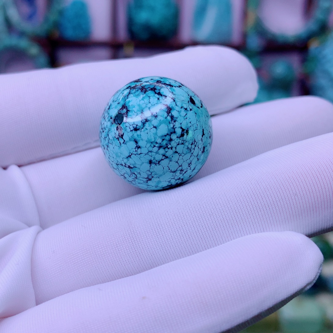 行***空绿松石未镶嵌原矿绿松石