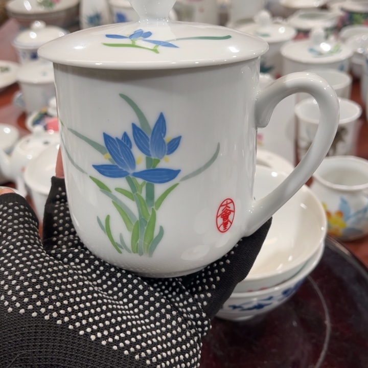 陶瓷醴陵群力釉下五彩420毫升杯