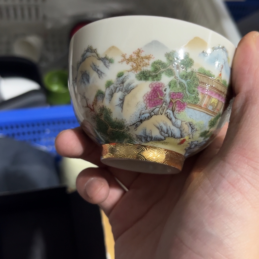 陶瓷艺术的发展和艺术创作