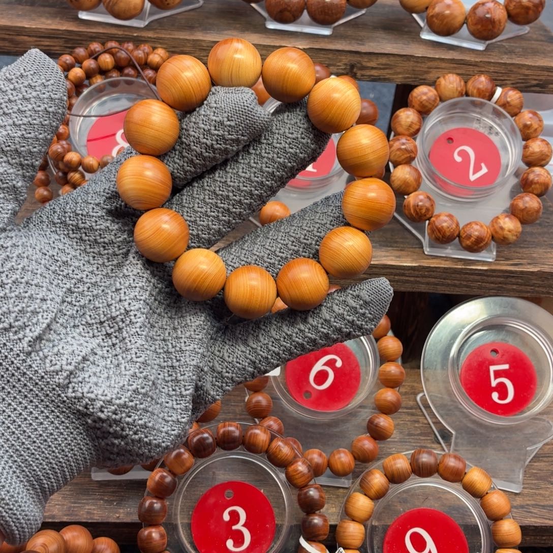 手串/手链柏木（崖柏）18骨料鸡油黄蚕丝纹福利款