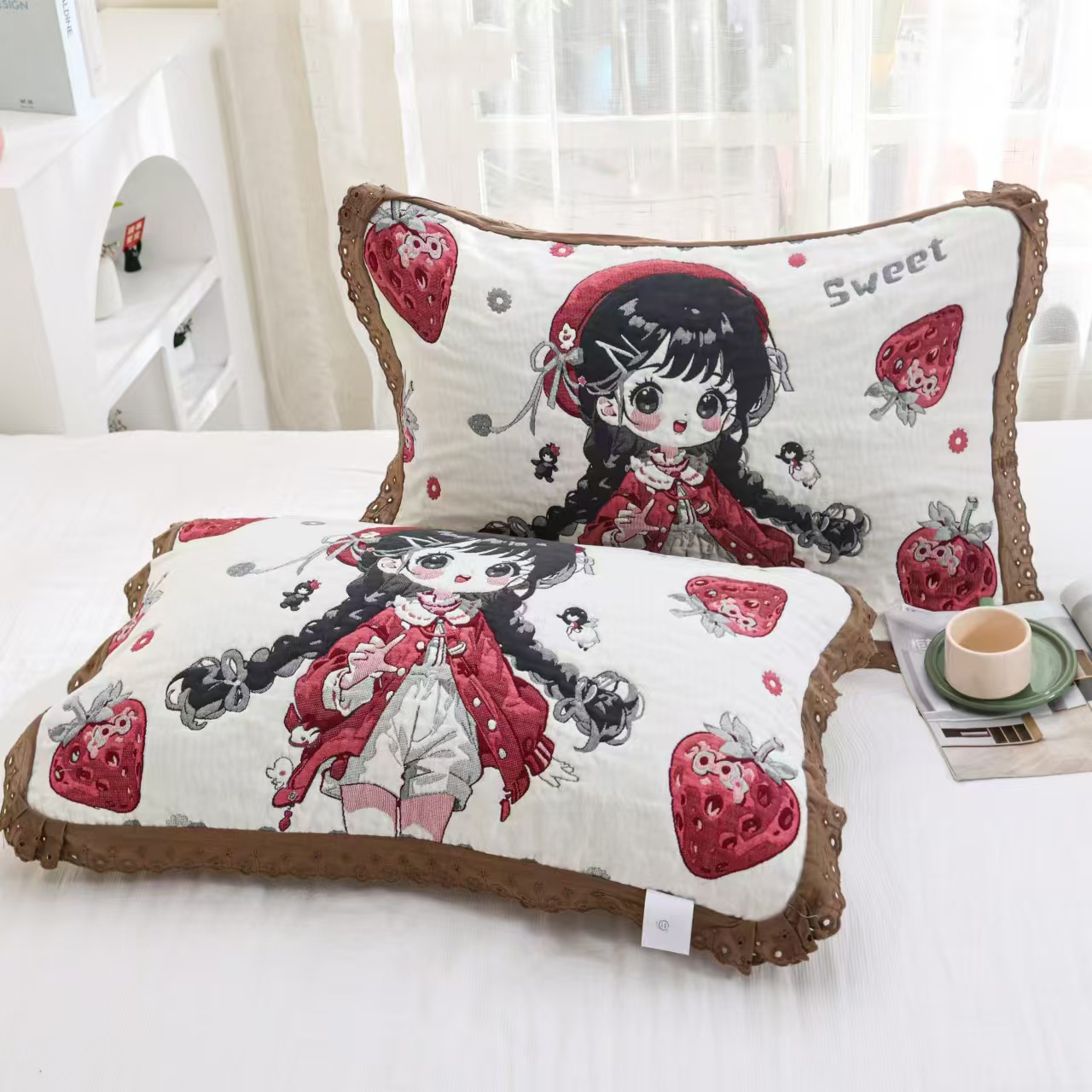 【草莓女孩】52×78花边泡芙纱布枕巾一对装成人卡通柔软