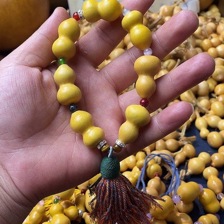 小*聊聊咯莫嗯磨磨