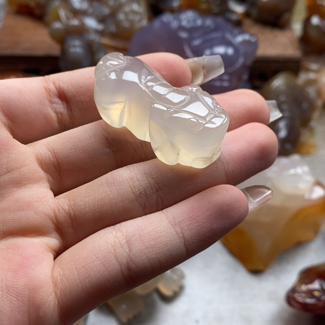 玛瑙/玉髓未镶嵌颈饰