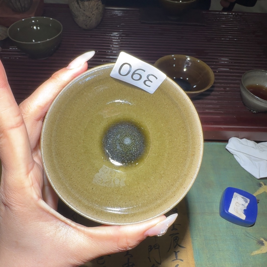 茶盏玲珑茶香飘落的季节