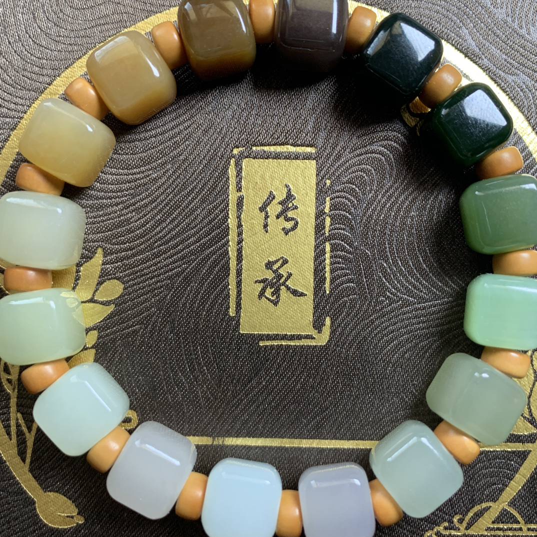 和田玉 卡10 方珠 多宝手串 方糖造型 油润 玉种齐全 无纹裂脏杂