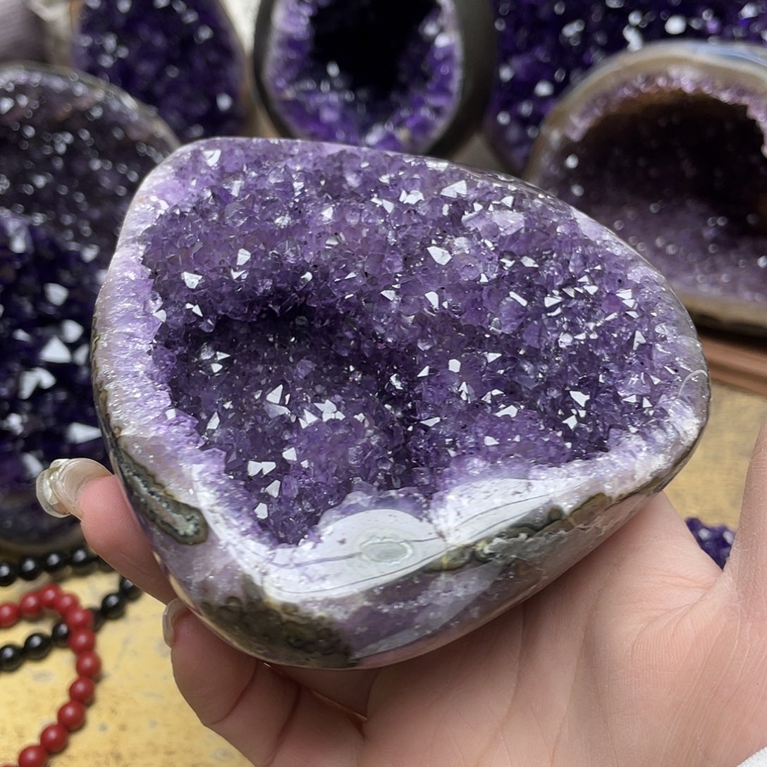 L***N大型摆件（非配饰）紫晶未镶嵌